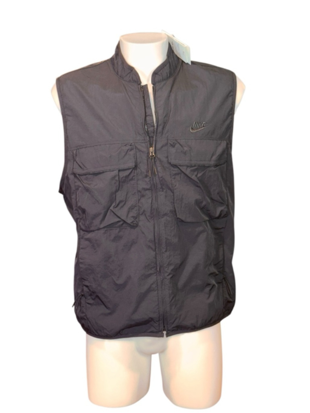 Men's Nike black utility Full Zip Vest L